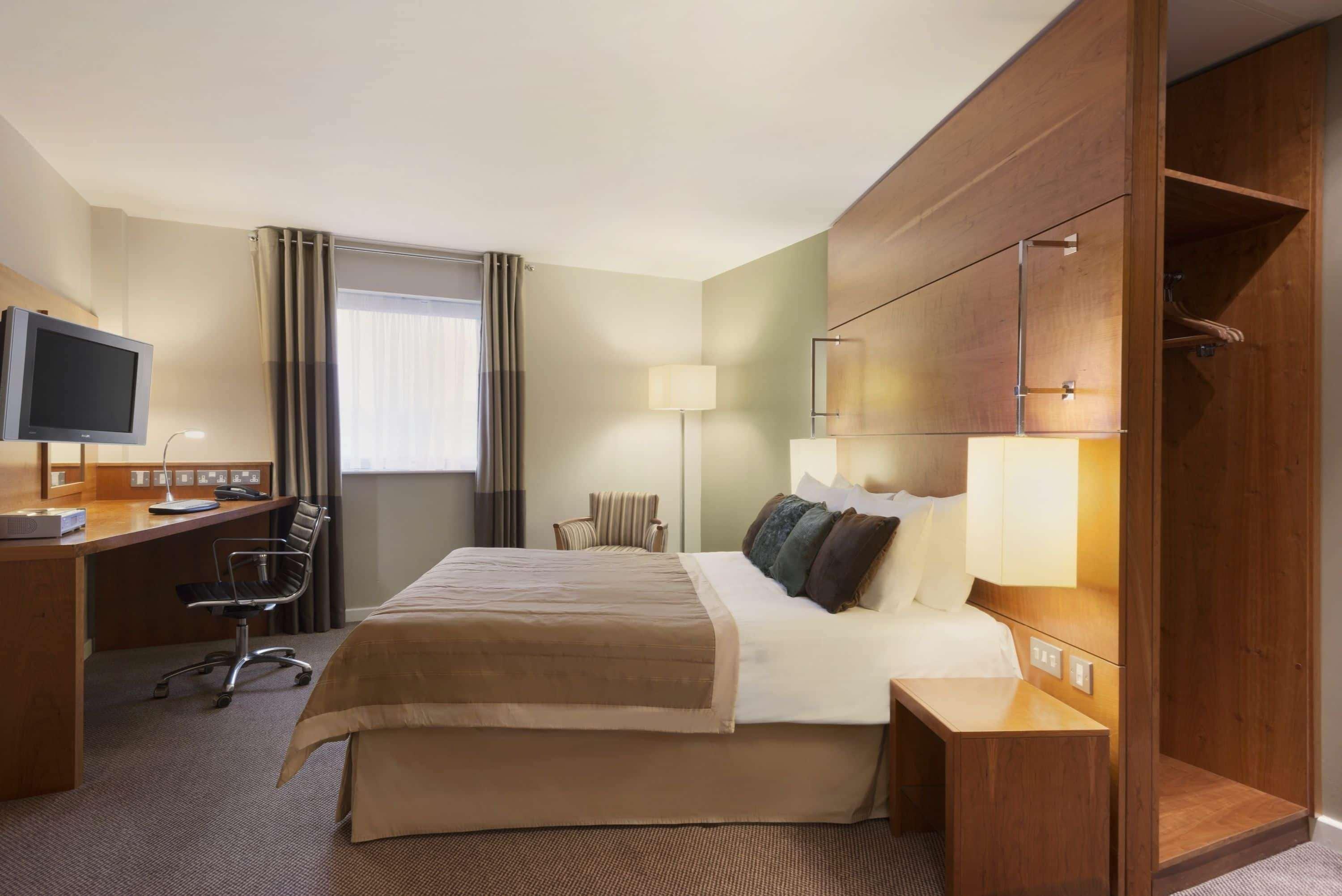 Ramada Plaza Wrexham Hotel Exterior photo