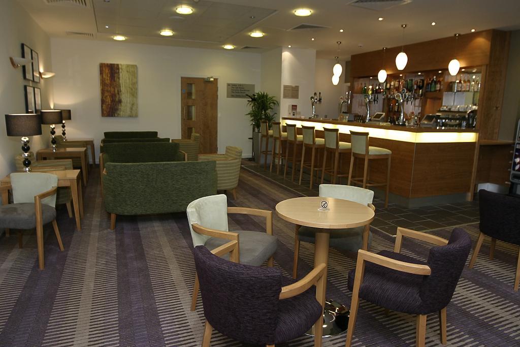 Ramada Plaza Wrexham Hotel Restaurant photo