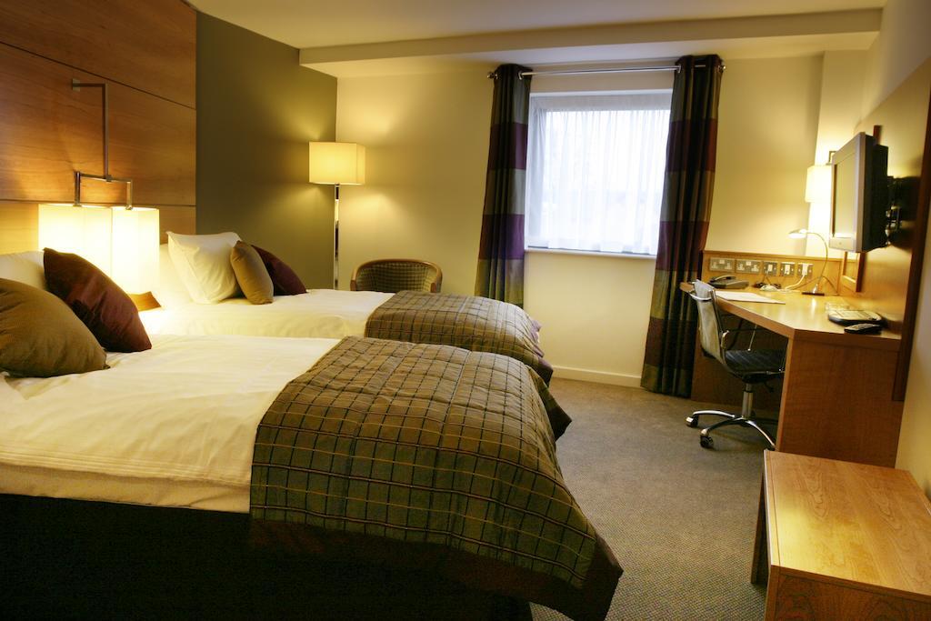 Ramada Plaza Wrexham Hotel Exterior photo